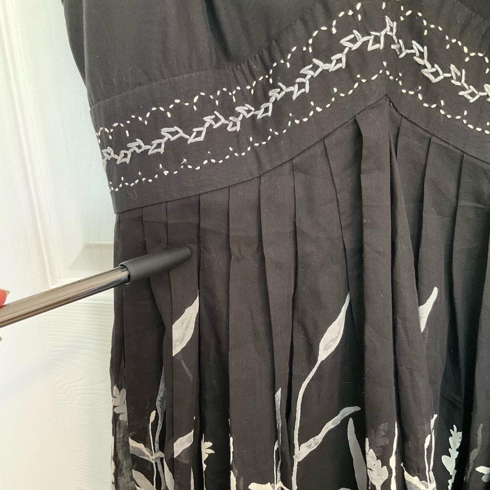 BCBG MaxAzria Pleated Tulle Cocktail Party Dress Babydoll Embroidered Fl… - Picture 12 of 16